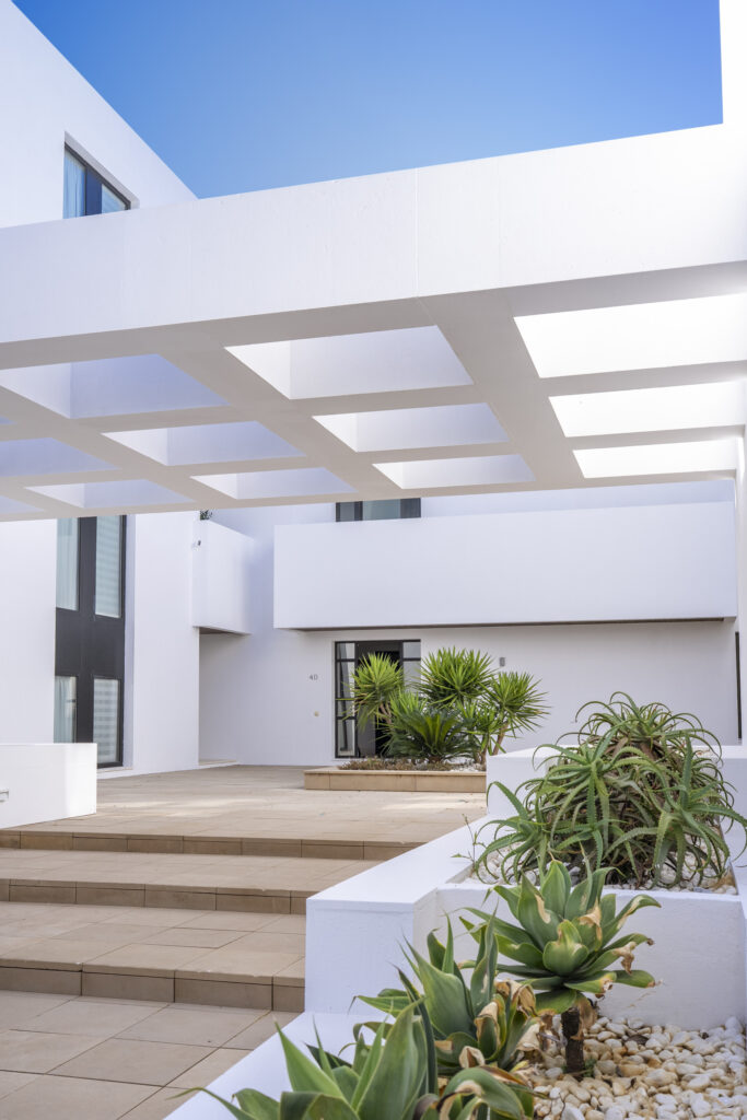 Designer Villa Apartment In Hacienda De Valderrama — Collection Photo — Ref CE0376