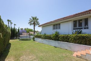 Detached Villa for sale in Sotogrande Costa 1,185,000€