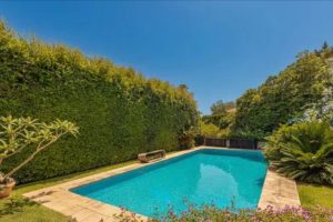 Detached Villa for sale in Sotogrande Costa 1,650,000€