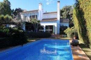 Detached Villa for sale in Sotogrande Costa 1,850,000€