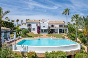 Detached Villa for sale in Sotogrande Alto 5,200,000€