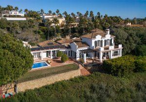 Detached Villa for sale in Sotogrande Alto 2,250,000€